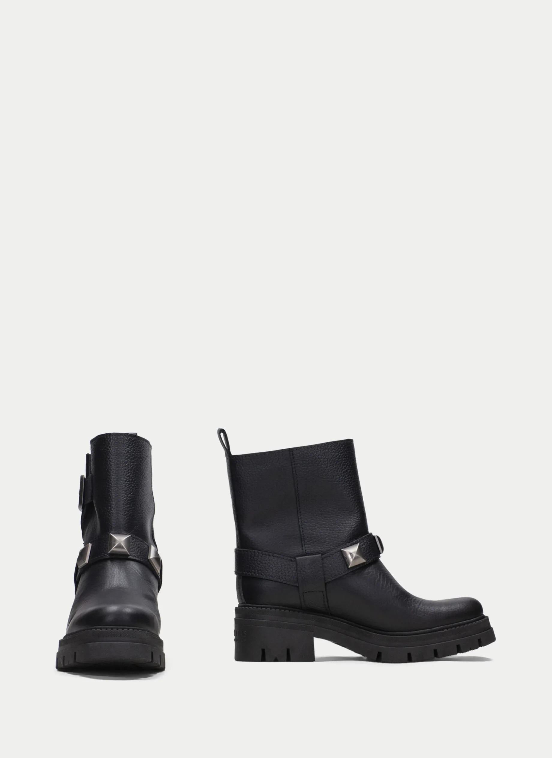 Bota ashley preto