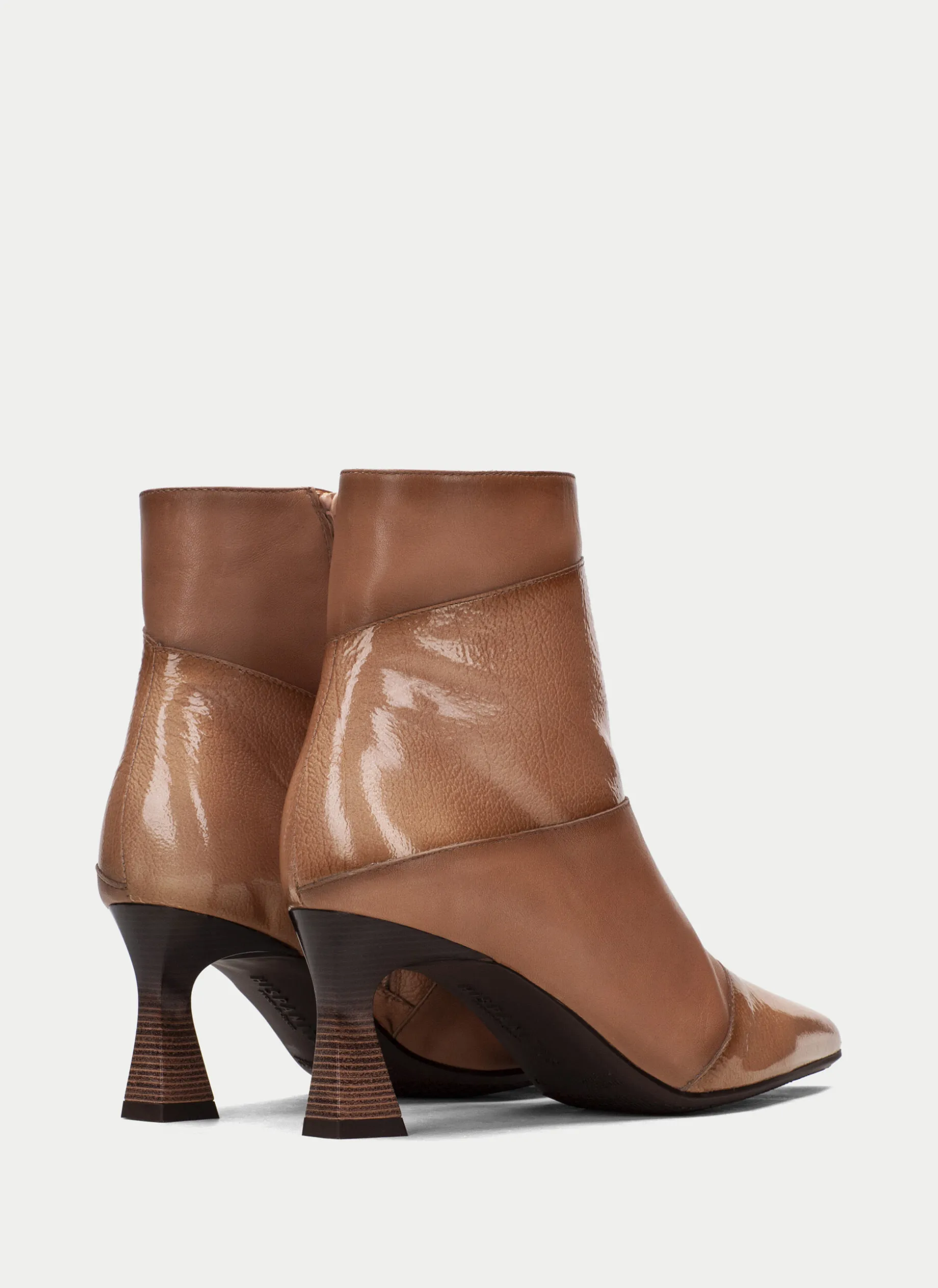 Botins dalia apricot