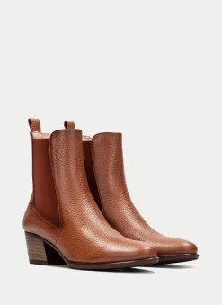 Botins madeira couro