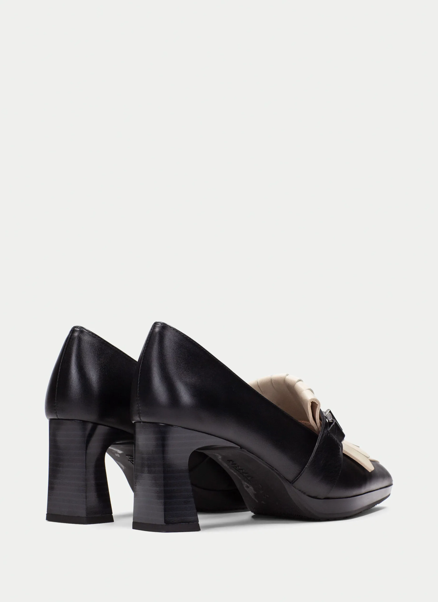 Moccasins ankara preto-milk