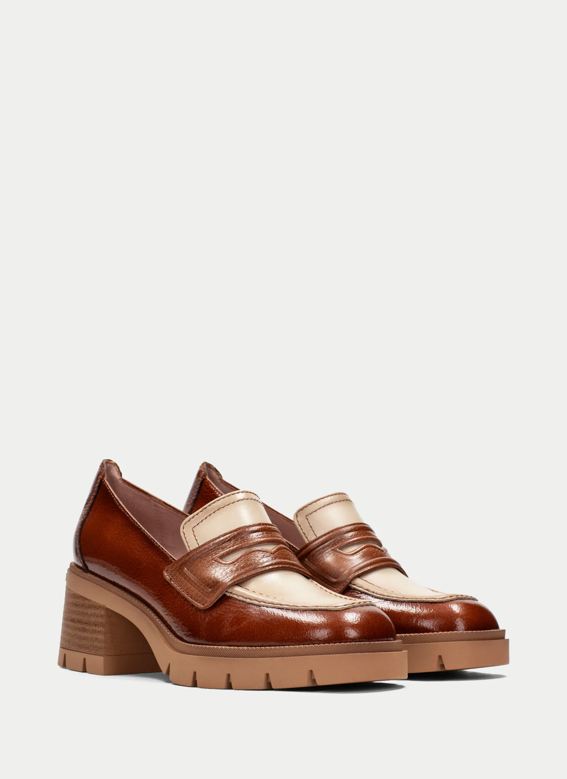 Moccasins everest couro
