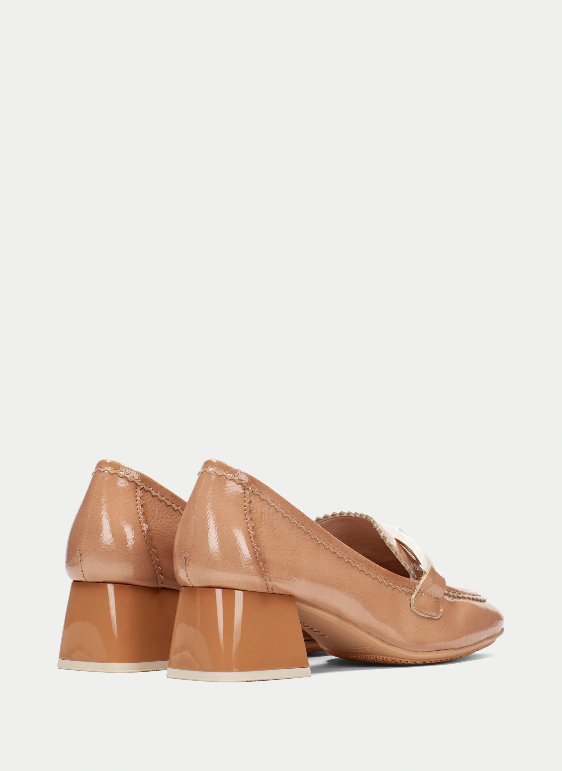 Moccasins malta desert
