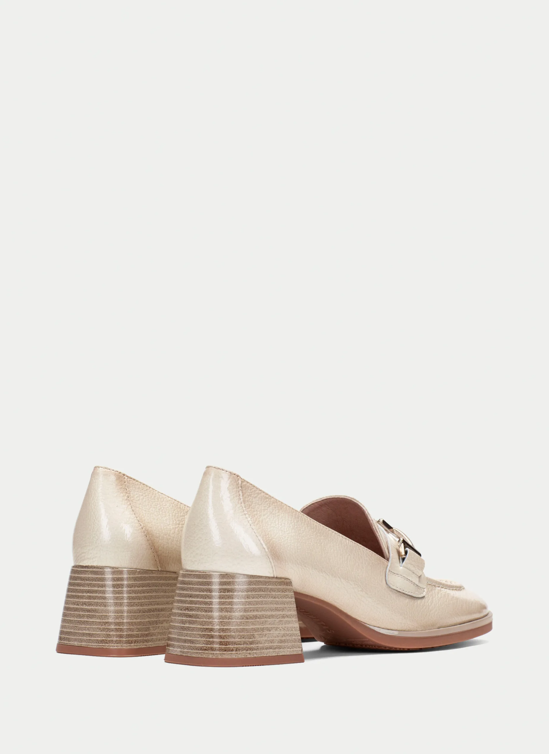 Moccasins milan milk