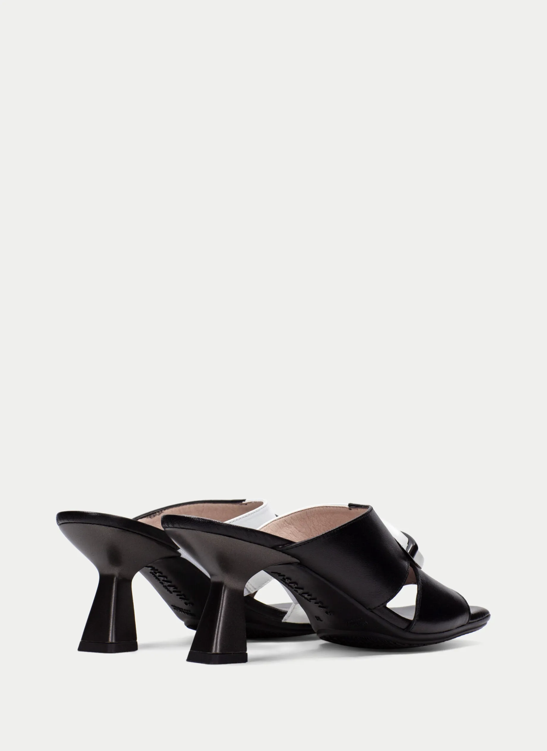 Sandalias Sem Salto danielle preto-branco