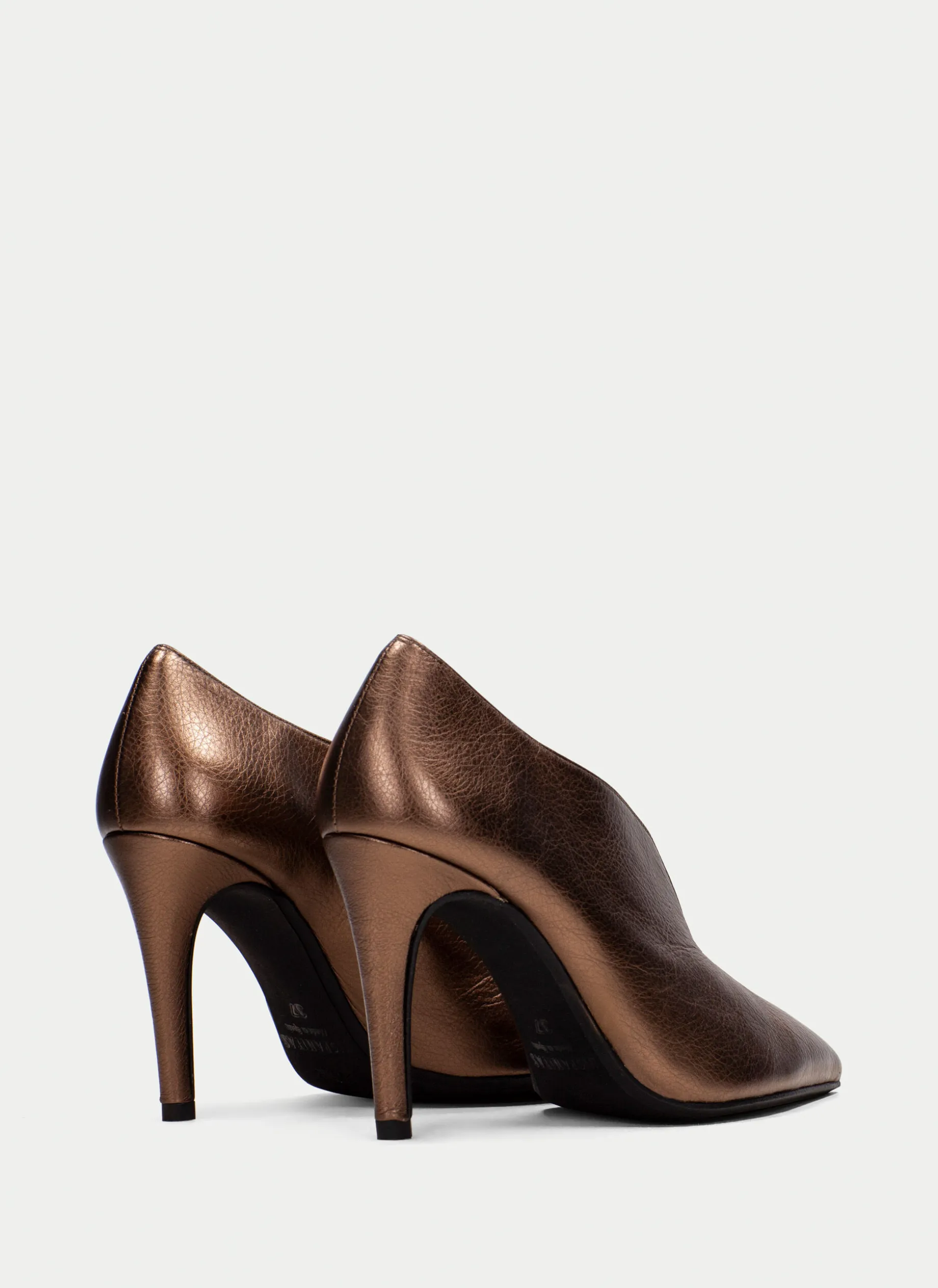Sapato Fechado samanta bronze