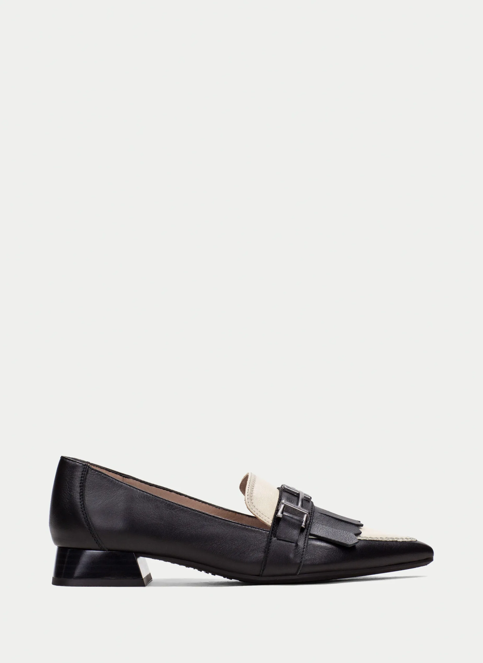 Sapatos rasos dali preto-milk