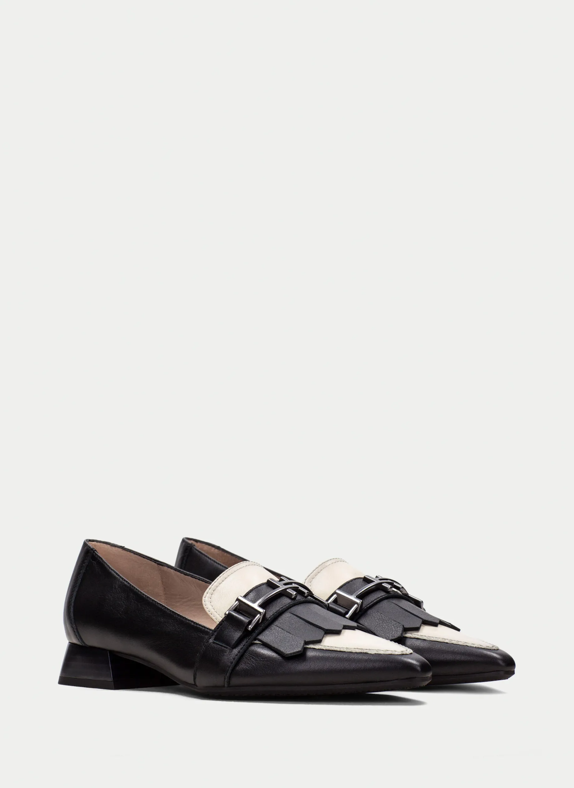 Sapatos rasos dali preto-milk